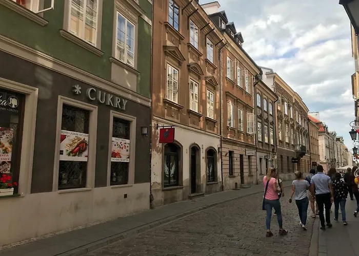 Stare Miasto Swietojerska 12 Warszawa