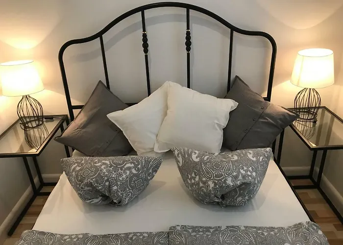 Stare Miasto Swietojerska 12 * Warszawa