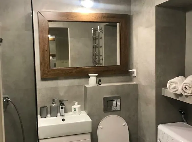 Stare Miasto Swietojerska 12 *