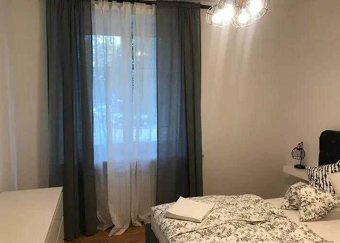 Stare Miasto Swietojerska 12 Warszawa