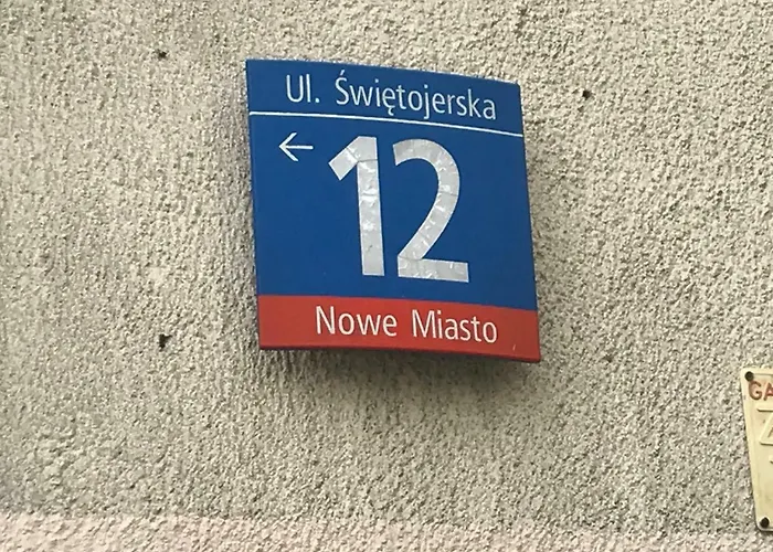 Stare Miasto Swietojerska 12 *