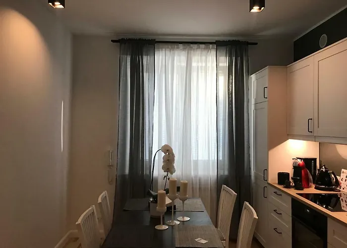 Stare Miasto Swietojerska 12 * Warszawa