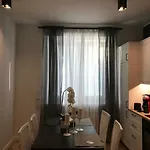 Stare Miasto Swietojerska 12 * وارسو
