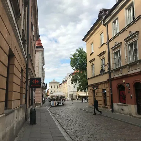 Stare Miasto Swietojerska 12 *